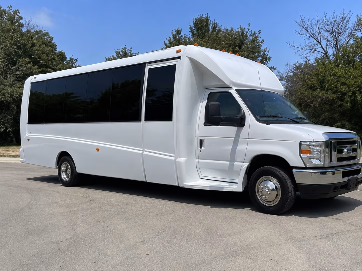 erie new years eve party bus rental